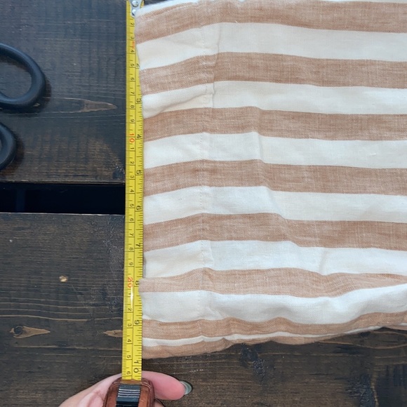 The J. Peterman Company Wide Leg Linen Pants - Picture 9 of 10